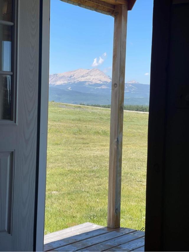 Montana Old West Cabins Guest House Babb ภายนอก รูปภาพ